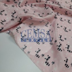 Printed Bamboo Muslin 70% Bamboo 30% Cotton | Raccoon Printed Bamboo Muslin 70% Bamboo 30% Cotton | Raccoon